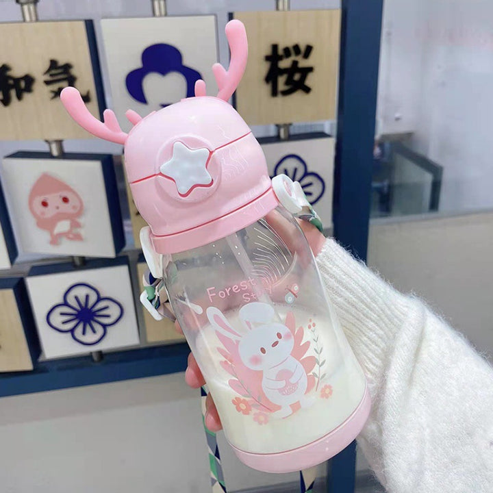 Premium Kids Antler Straw Water Bottle – Large Capacity, High-Quality Plastic, Leak-Proof Design, Cute Deer-Inspired Look, 